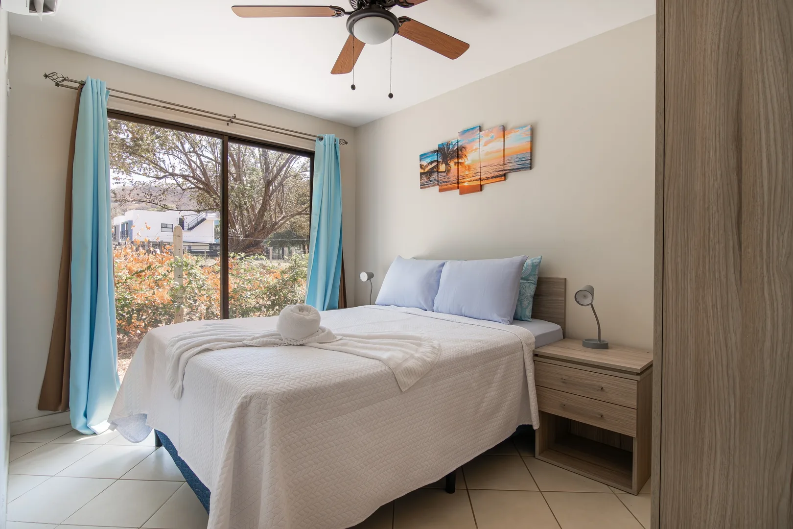 Easy Beach Life | Pool, Patio & Walk to Everything
