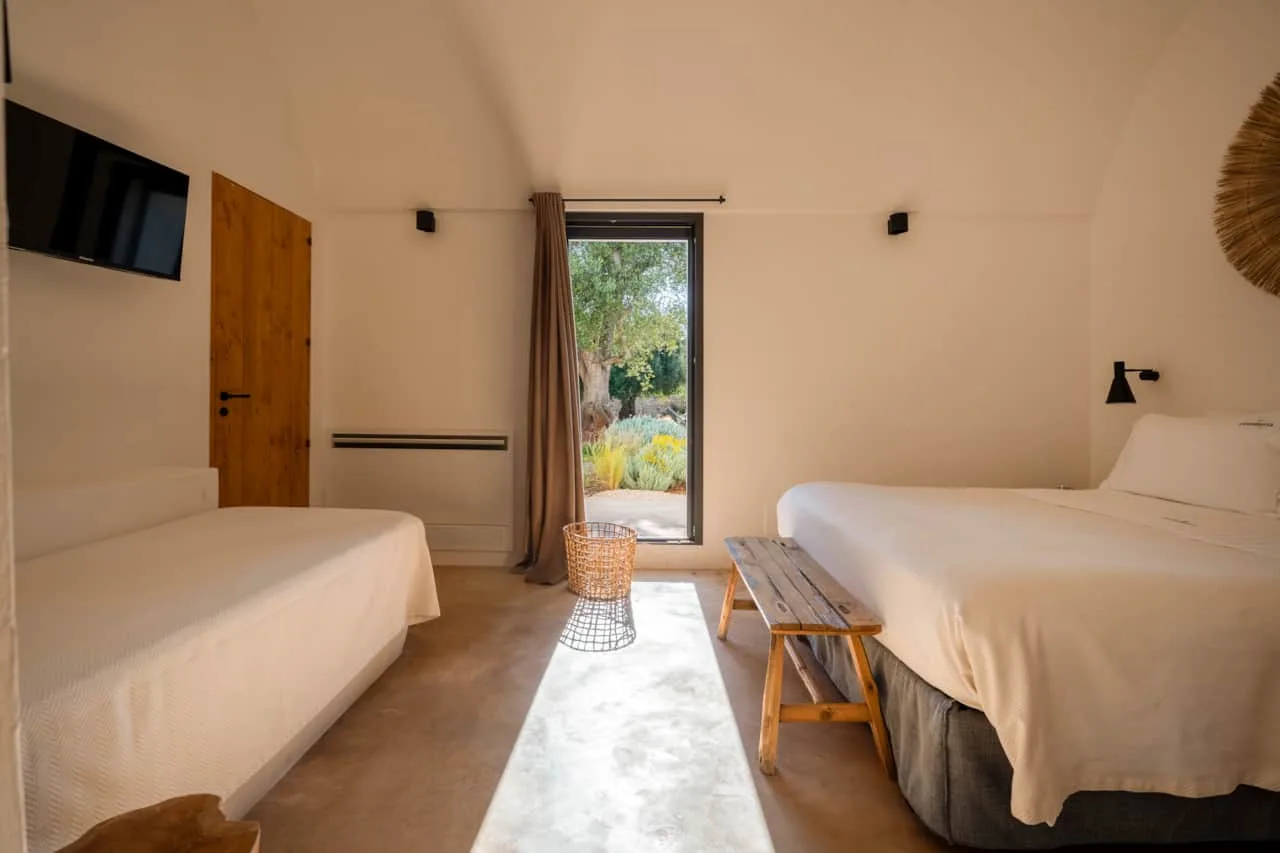 Dormitorio con camas individuales