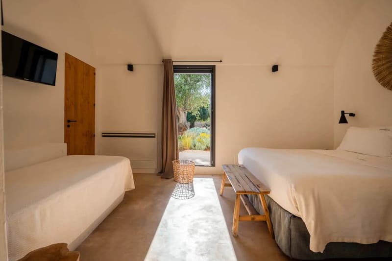 Twin bedroom