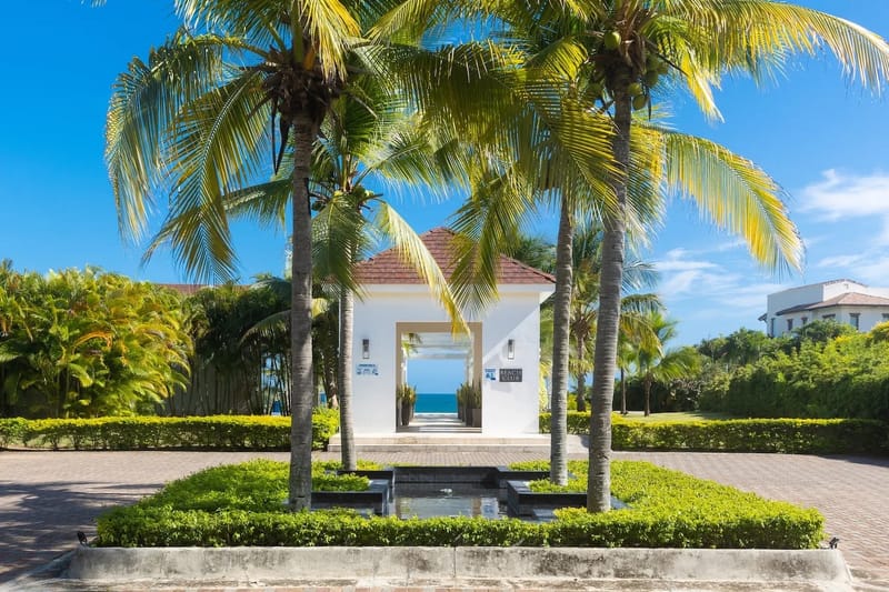 The Belladona Penthouse by AcoModo @Casamar