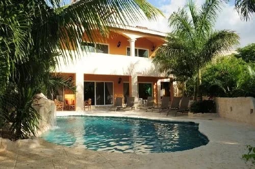 MXAV-02 — Rooftop Terrace and Hot Tub in Puerto Aventuras Villa