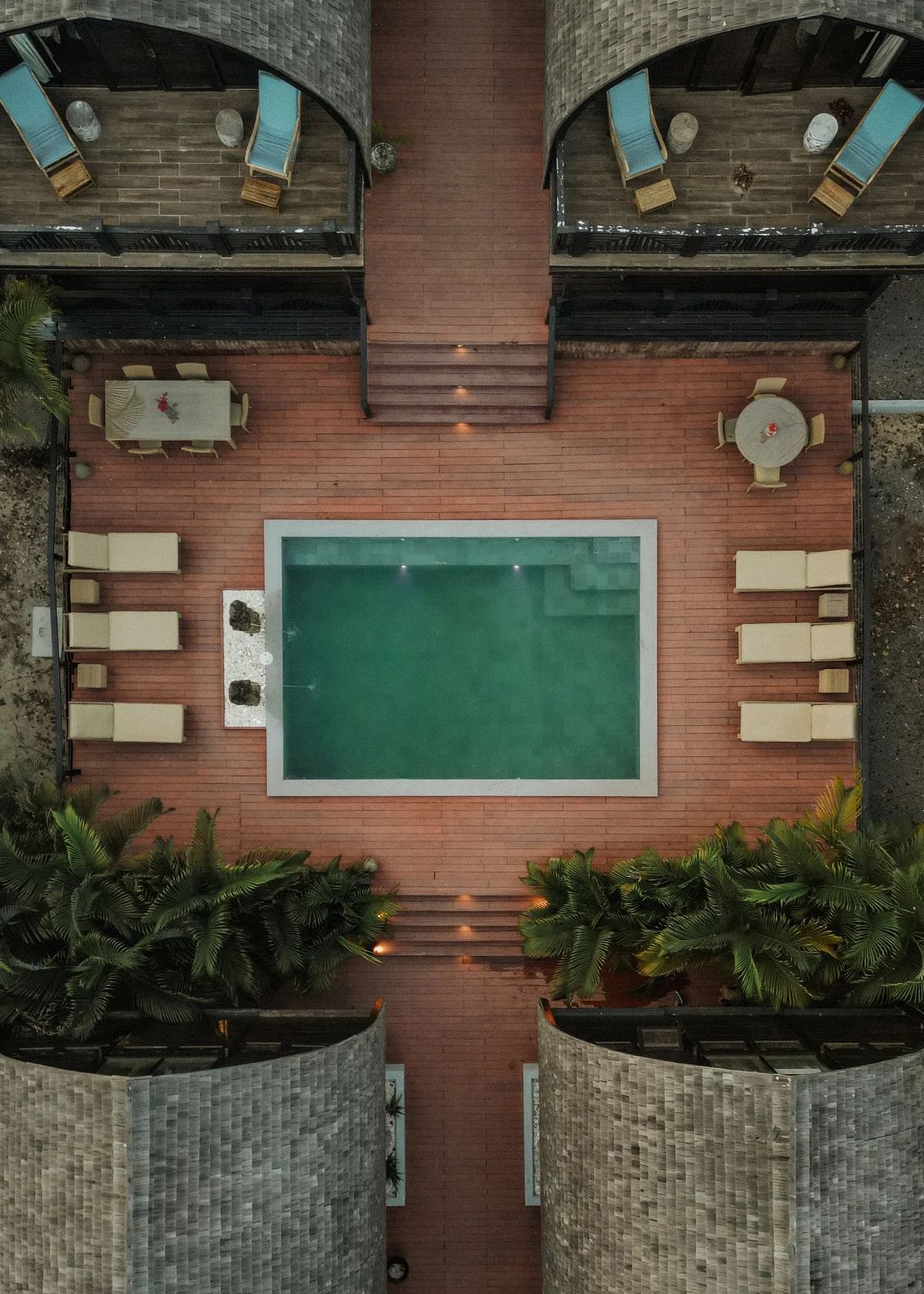 EARTH - Upper Flat by 4 Elements Contadora Island