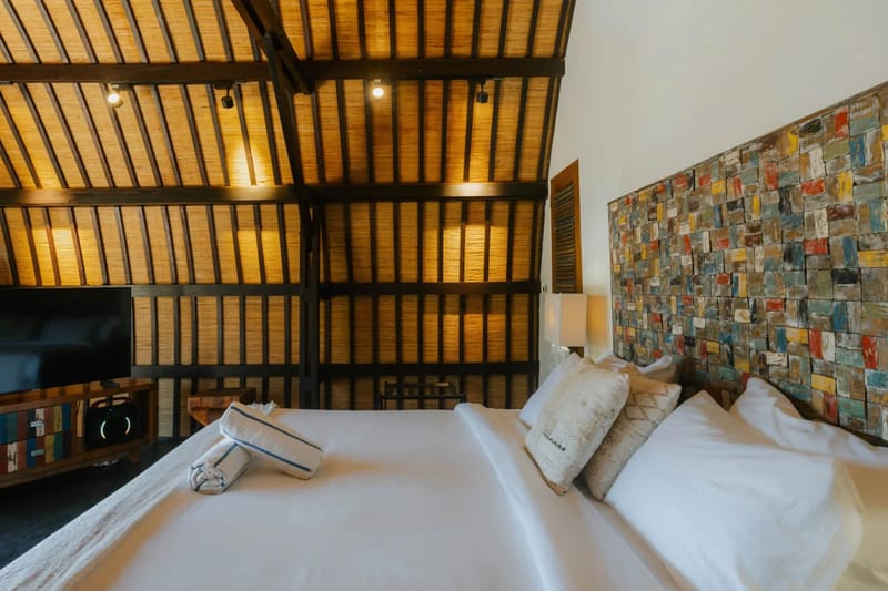 EARTH - Upper Flat by 4 Elements Contadora Island