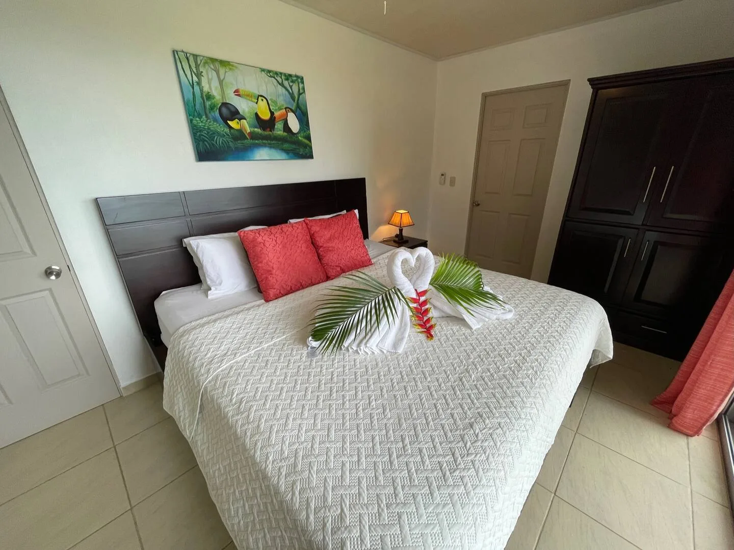 Casa Palm Breeze