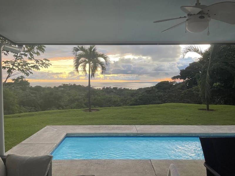 Casa Palm Breeze