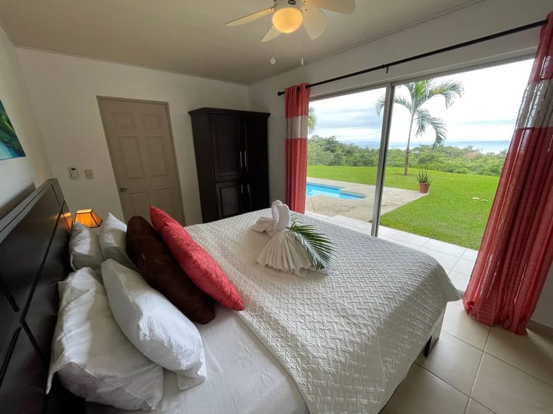 Casa Palm Breeze