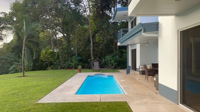 Casa Palm Breeze