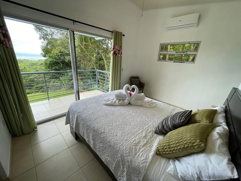 Casa Palm Breeze