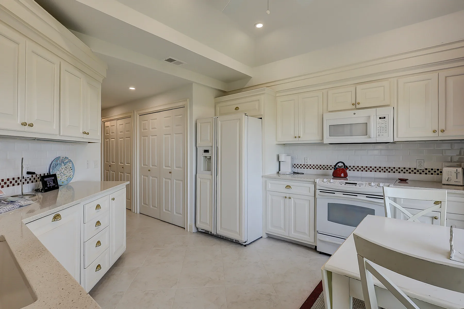 1002 Turtle Lane Club — property and community gallery