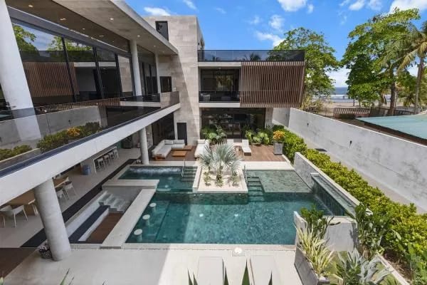 Aquarius Villa Sirena · 2