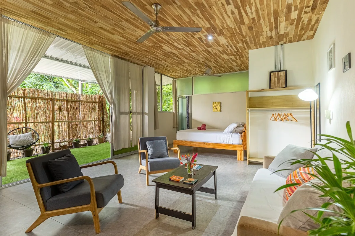 Shanti Paradise — The Loft