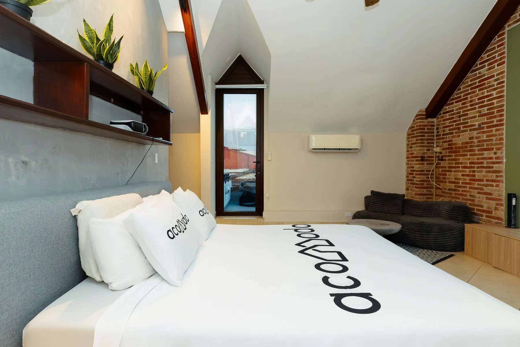 The Arco Chato Penthouse by AcoModo @Casco Viejo