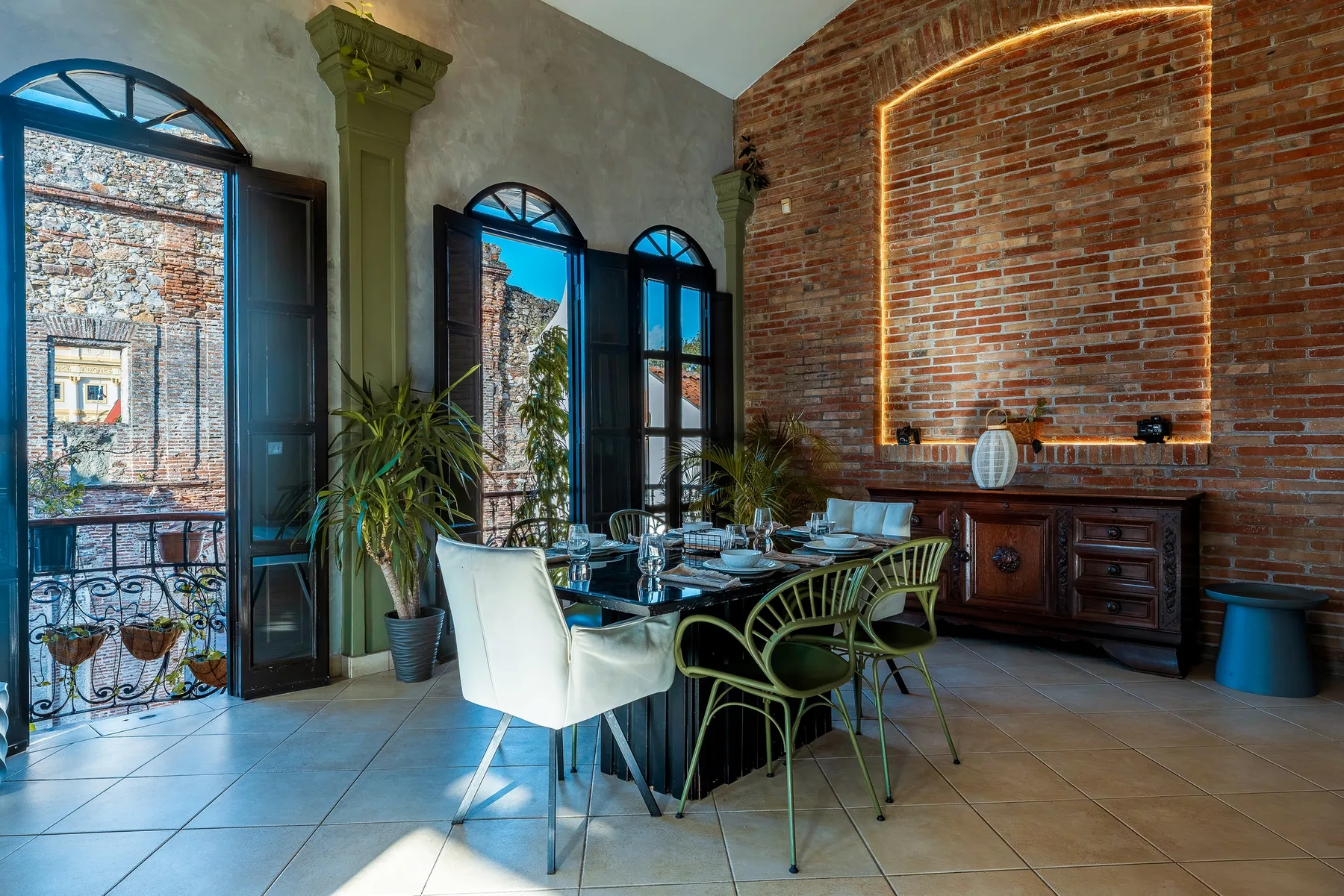 The Arco Chato Penthouse by AcoModo @Casco Viejo