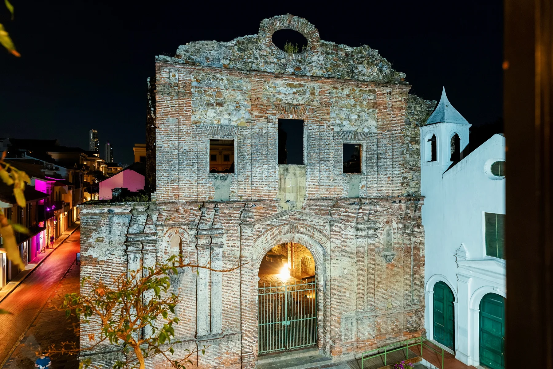 The Arco Chato Penthouse by AcoModo @Casco Viejo
