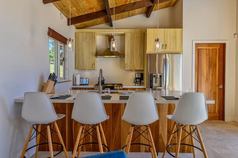 Cocina y comedor