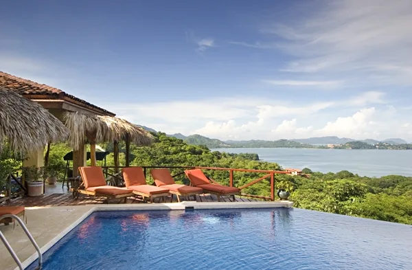 FL-20 — Mediterranean-Style Playa Flamingo Villa