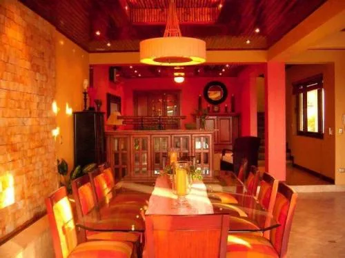 TA-10 — Tamarindo Beachfront Home