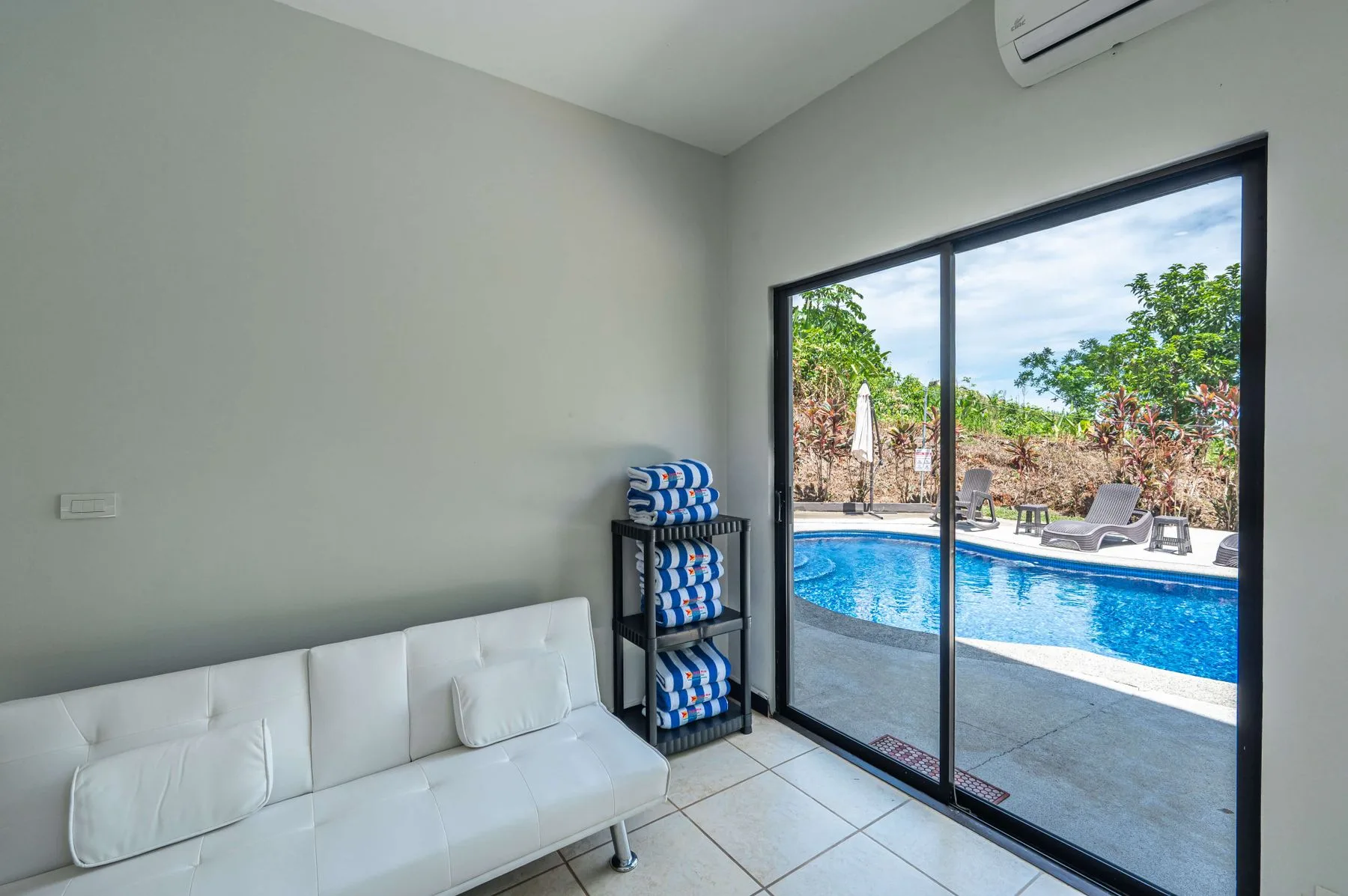 Casa Shanti (CME 80)