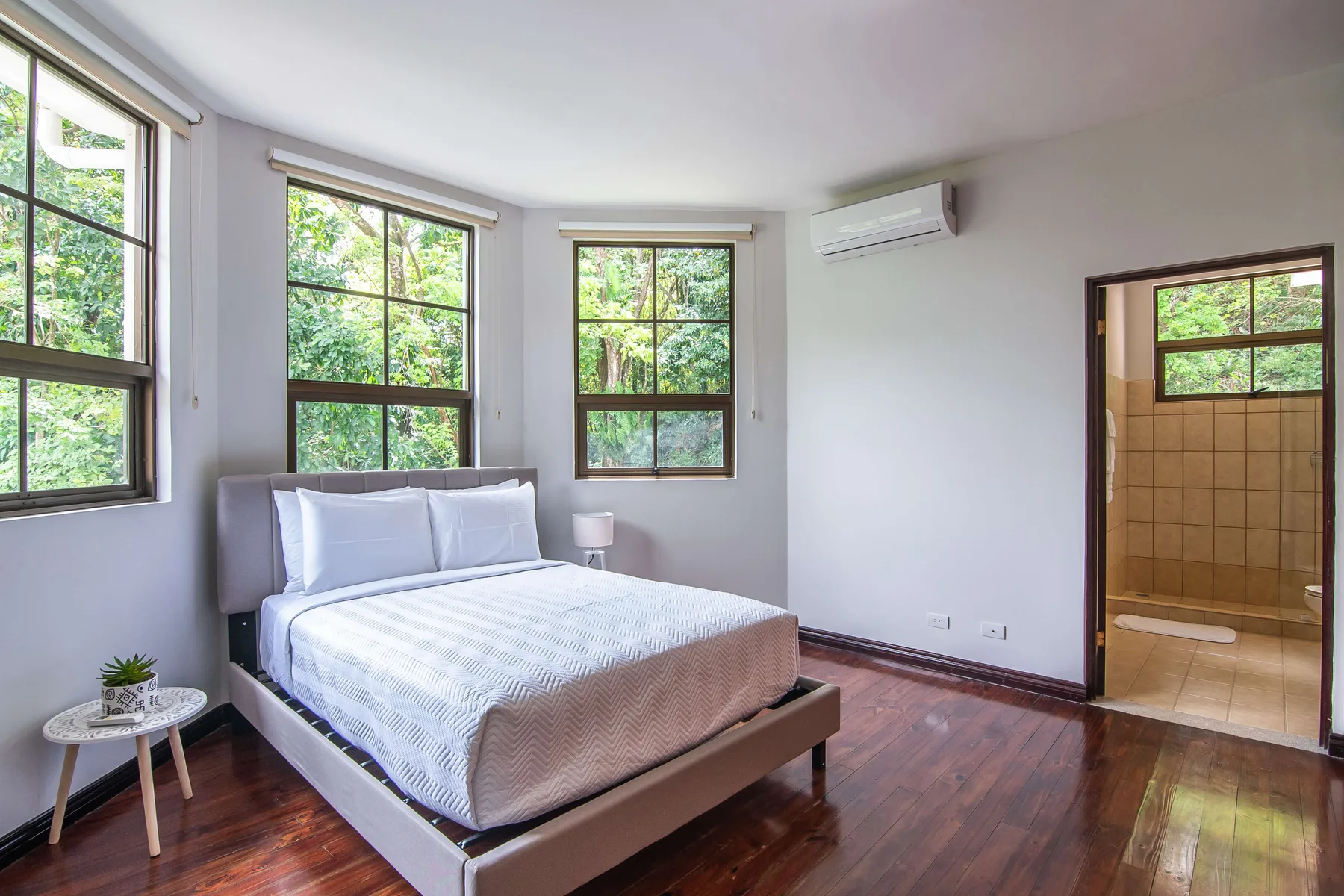 Casa Shanti (CME 80)