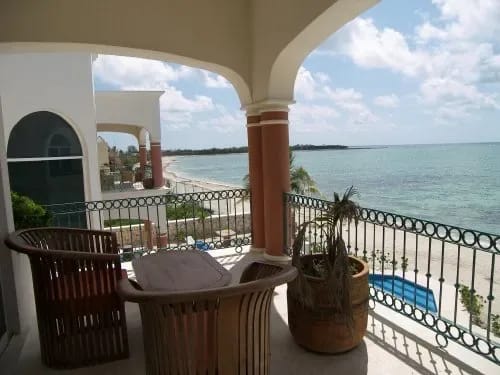 SO-06 — Beach Vacation Villa on the Sands of Tankah Bay