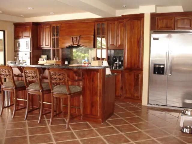 FL-06 — Playa Flamingo Beachfront Home With Pool