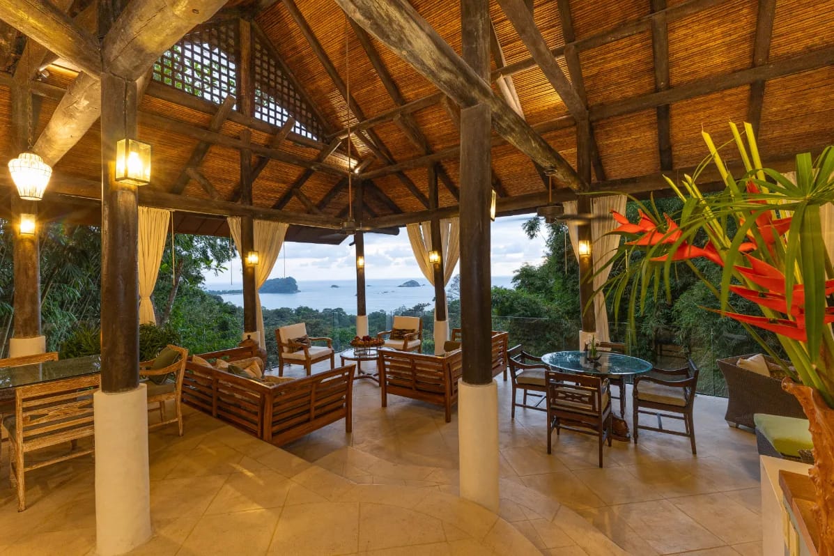 MA-04 — Casa Vista Azul