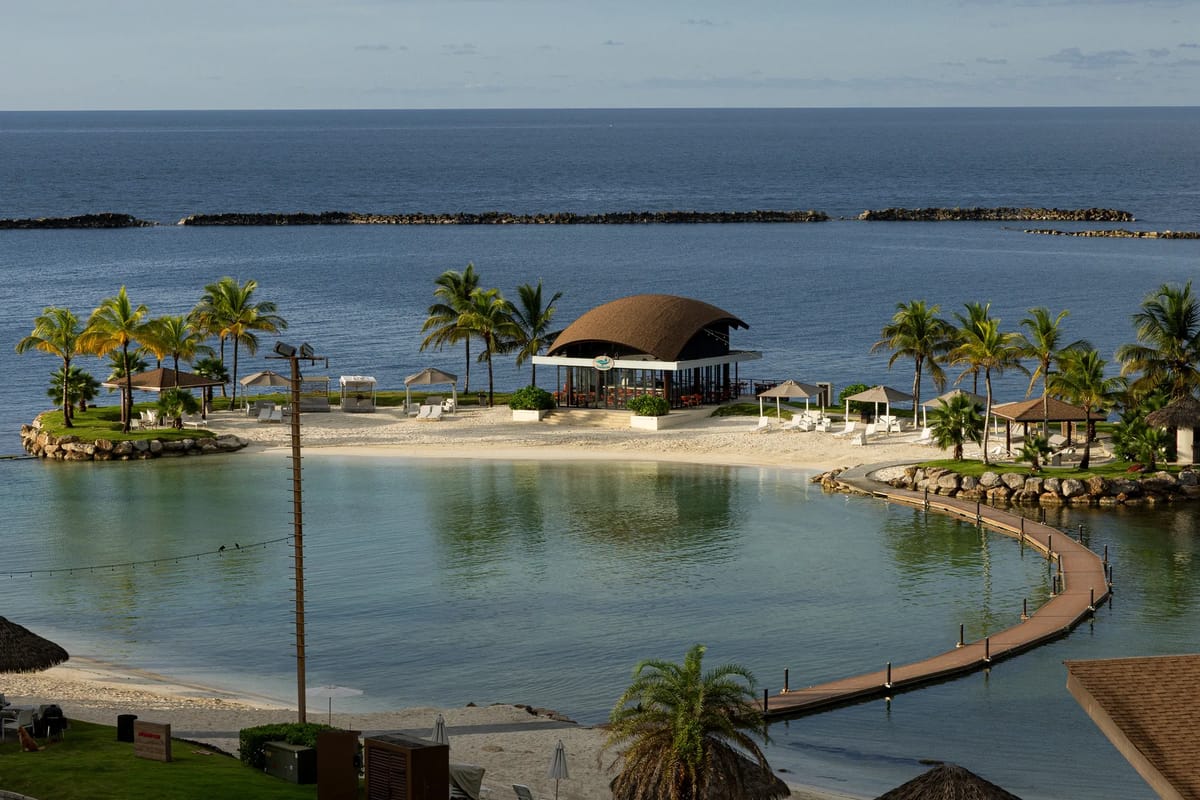 The Cobalt Condo by AcoModo @Playa Escondida