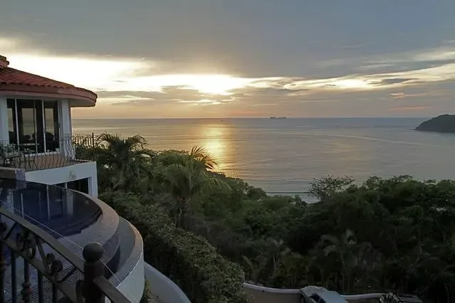 FL-37 — Playa Flamingo Ocean-View Villa