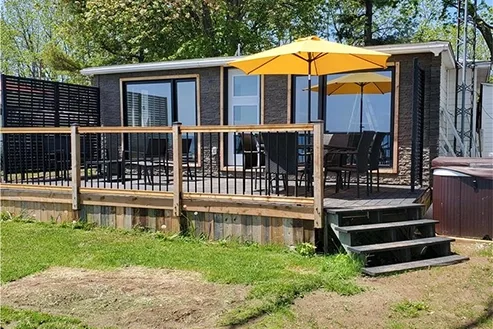 Paradise Point Cottage