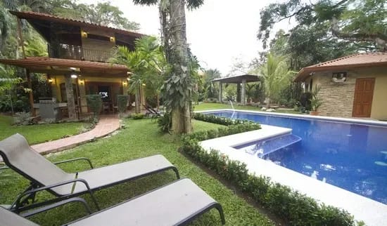 JA-09 — Jaco Vacation Villa