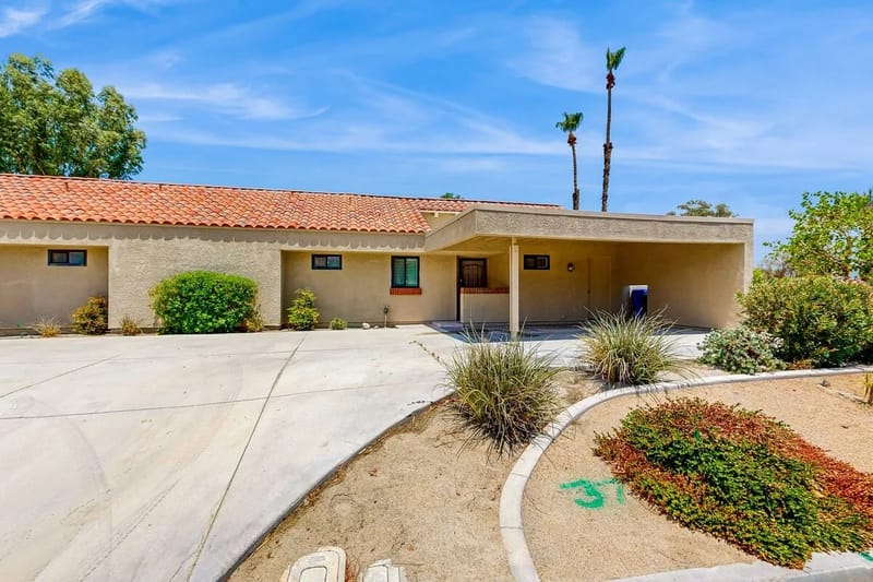 Photo from the property listing