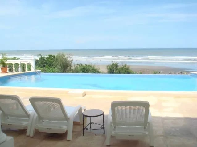 PL-01 — Beachfront Villa with Private Pool