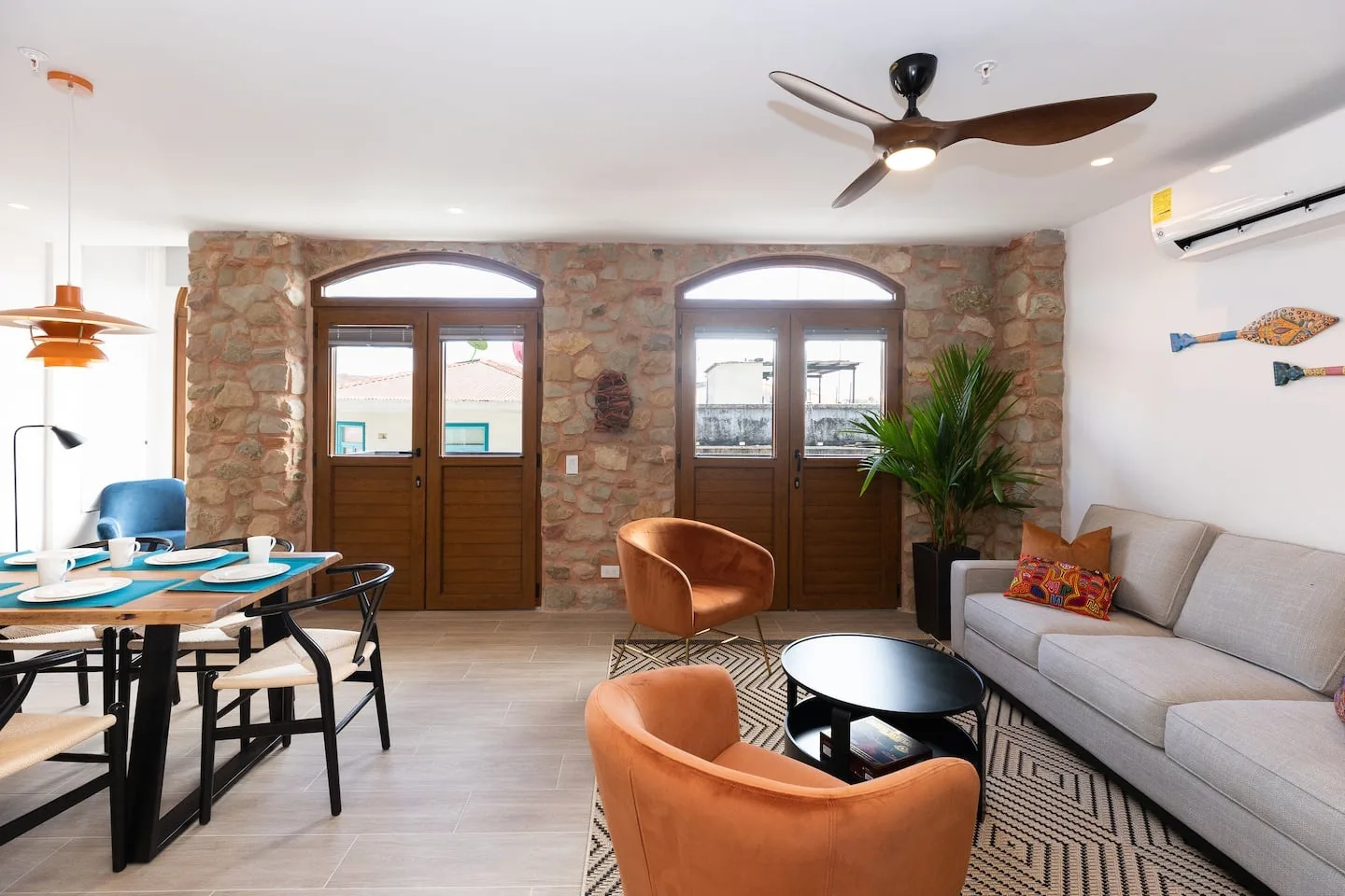 The Vacationer Condo by AcoModo @Casco Viejo