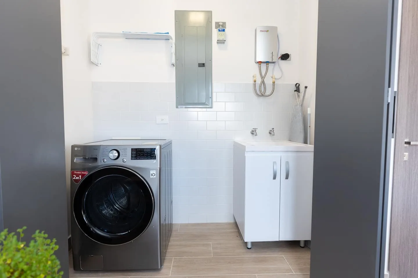 The Vacationer Condo by AcoModo @Casco Viejo