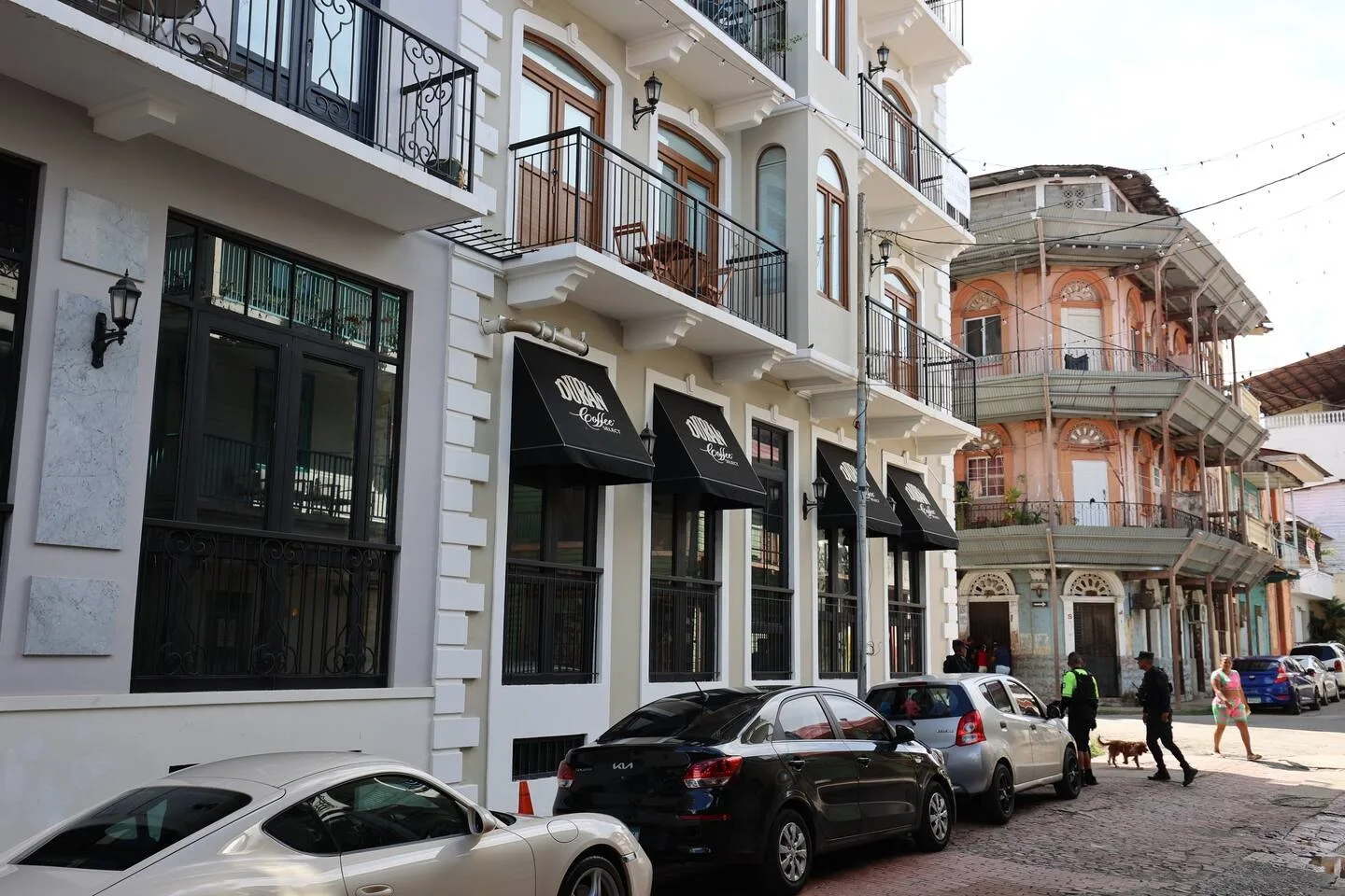 The Vacationer Condo by AcoModo @Casco Viejo