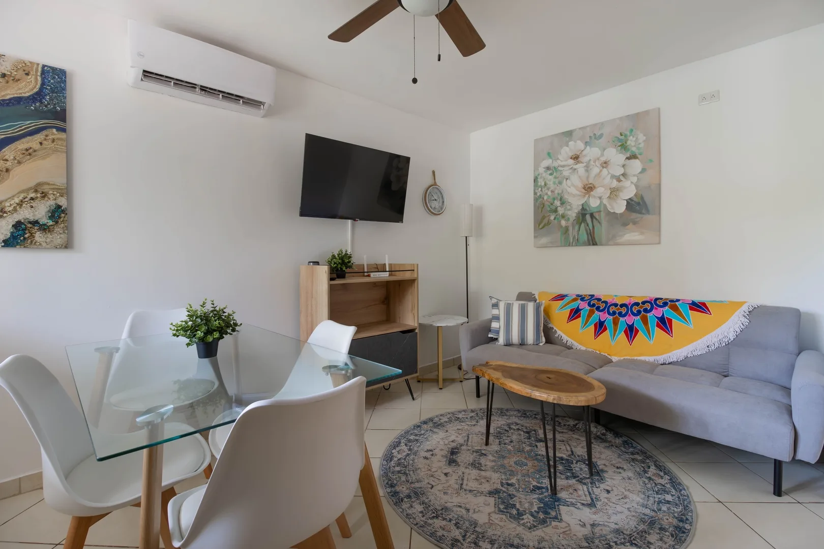 Flor de Limón Pool Condo—Beach & Cafés Steps Away