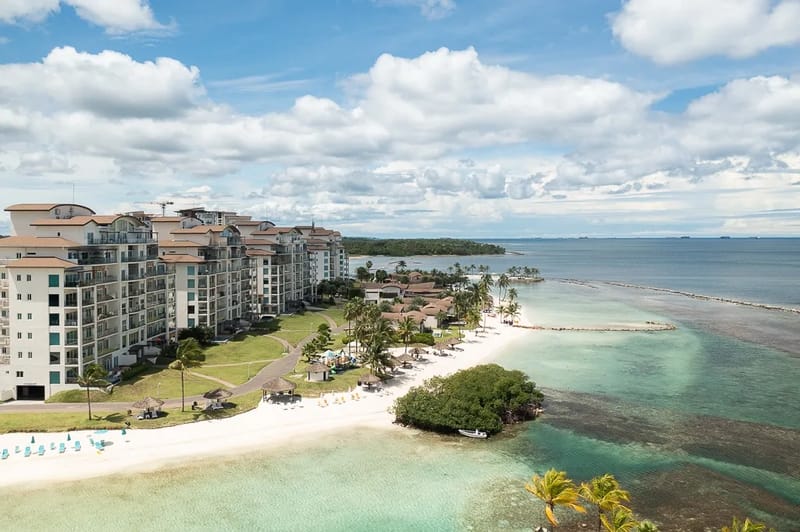 The Horizon Condo by AcoModo @Playa Escondida