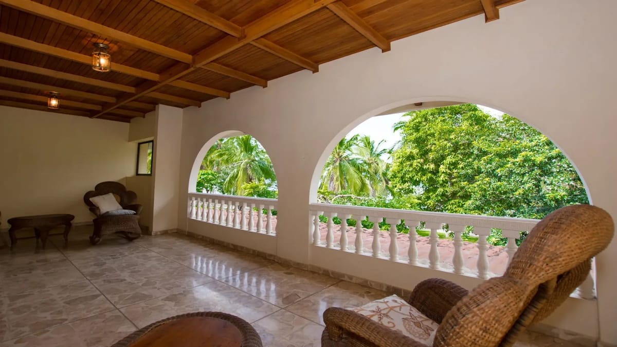 GP-09 — Papagayo Beachfront Vacation Home