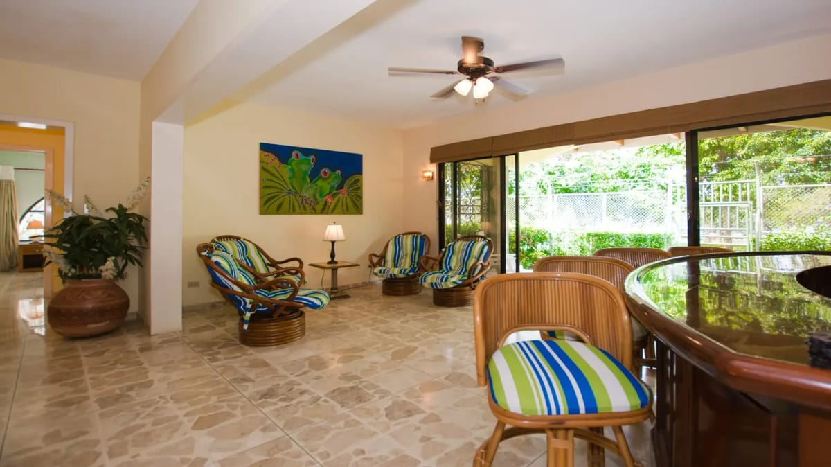 GP-09 — Papagayo Beachfront Vacation Home