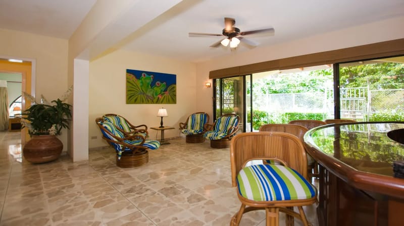 GP-09 — Papagayo Beachfront Vacation Home
