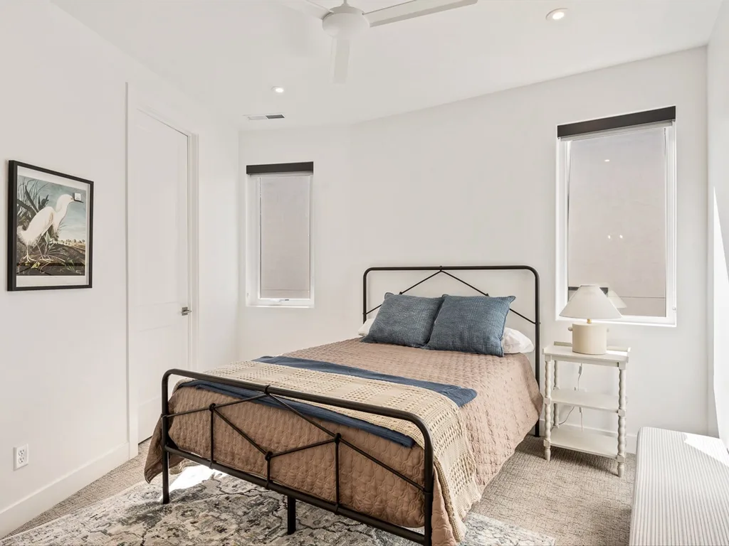 Second queen bedroom