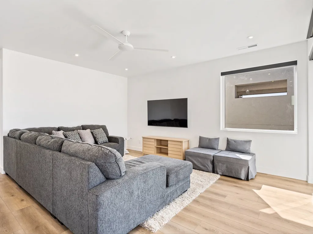 Loft lounge