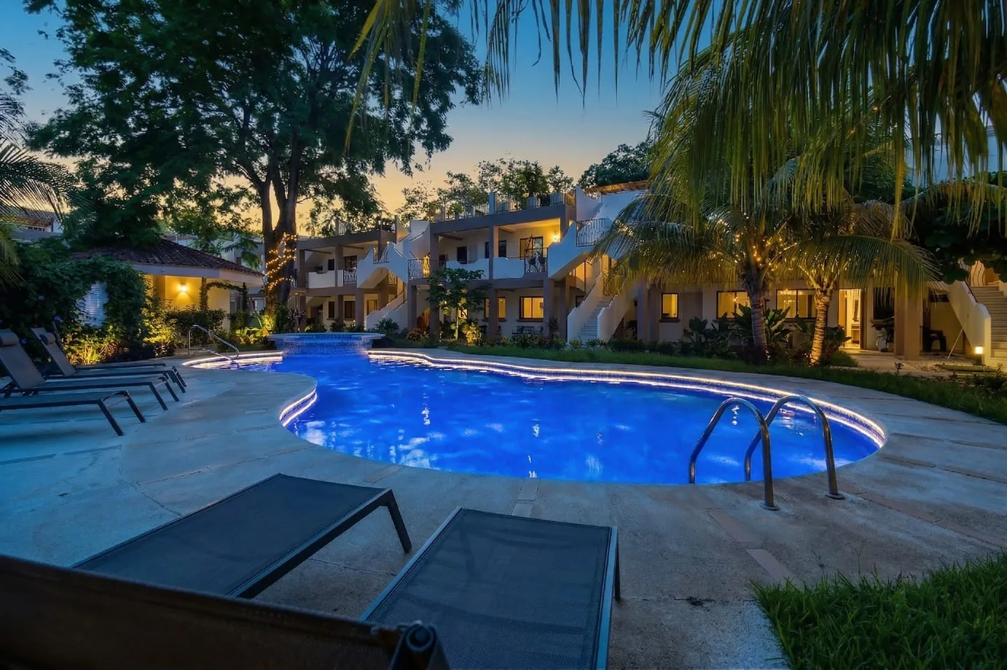 Flor de Limón Retreat | Pool, Patio & BBQ Grill