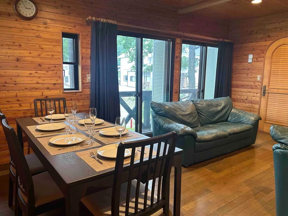 Dining area and balcony