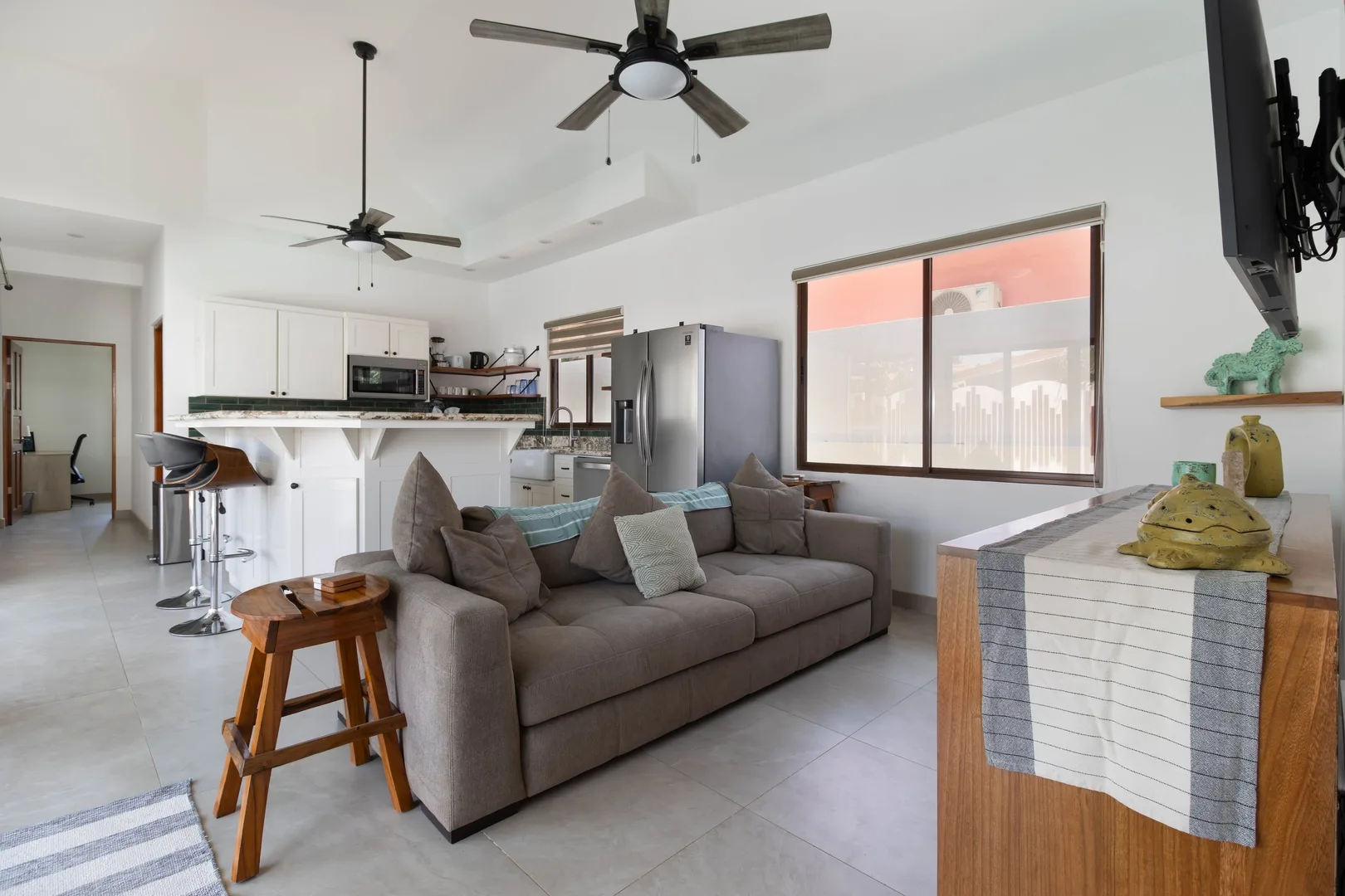 Casa Miel: Private Pool in Gated Community