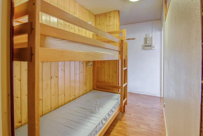 Dormitorio con litera