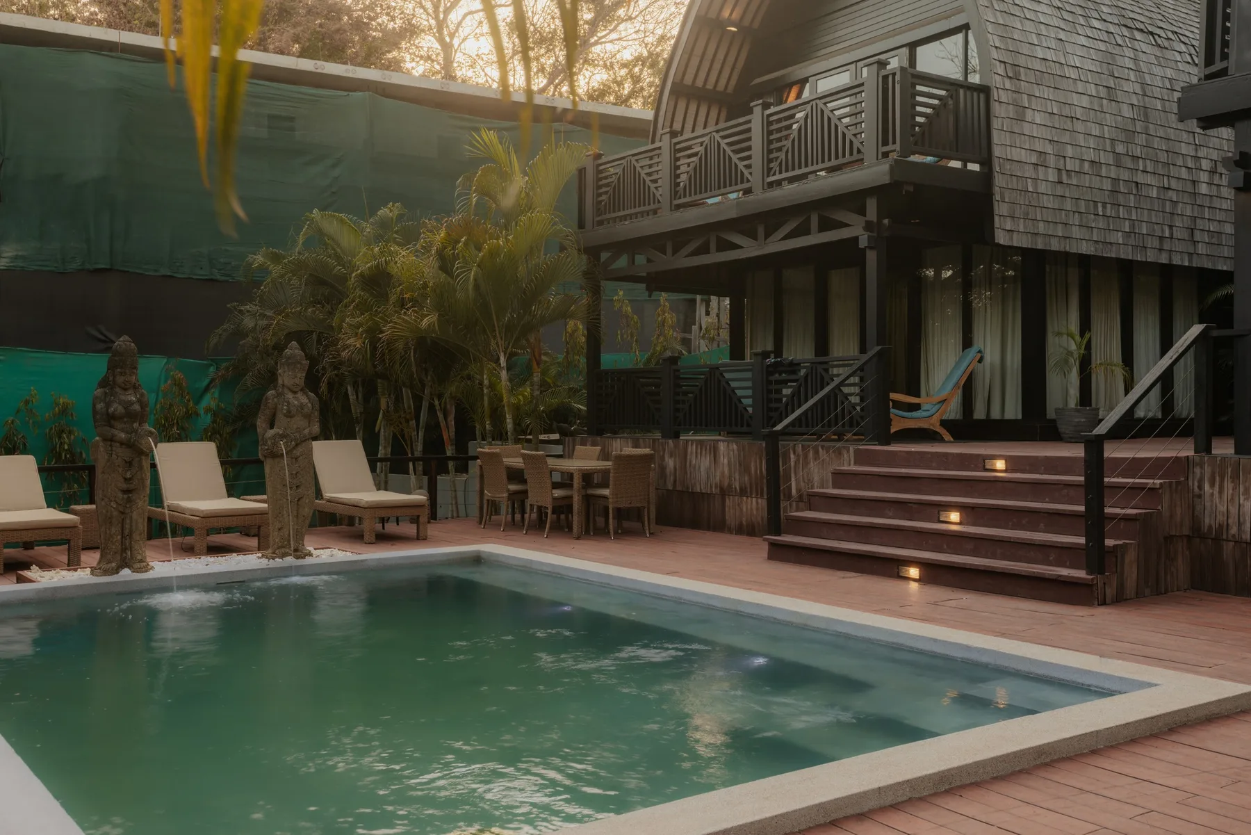 EARTH - Lower Flat by 4 Elements Contadora Island