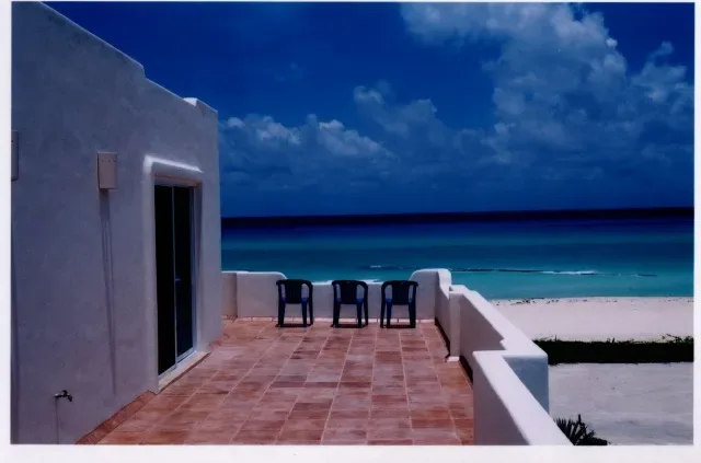 PC-03 — Playa del Carmen Beach House