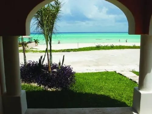 PC-03 — Playa del Carmen Beach House