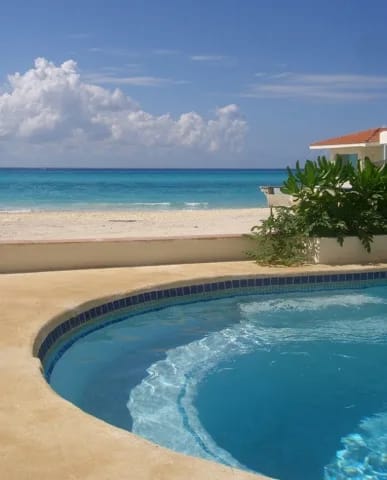 PC-03 — Playa del Carmen Beach House
